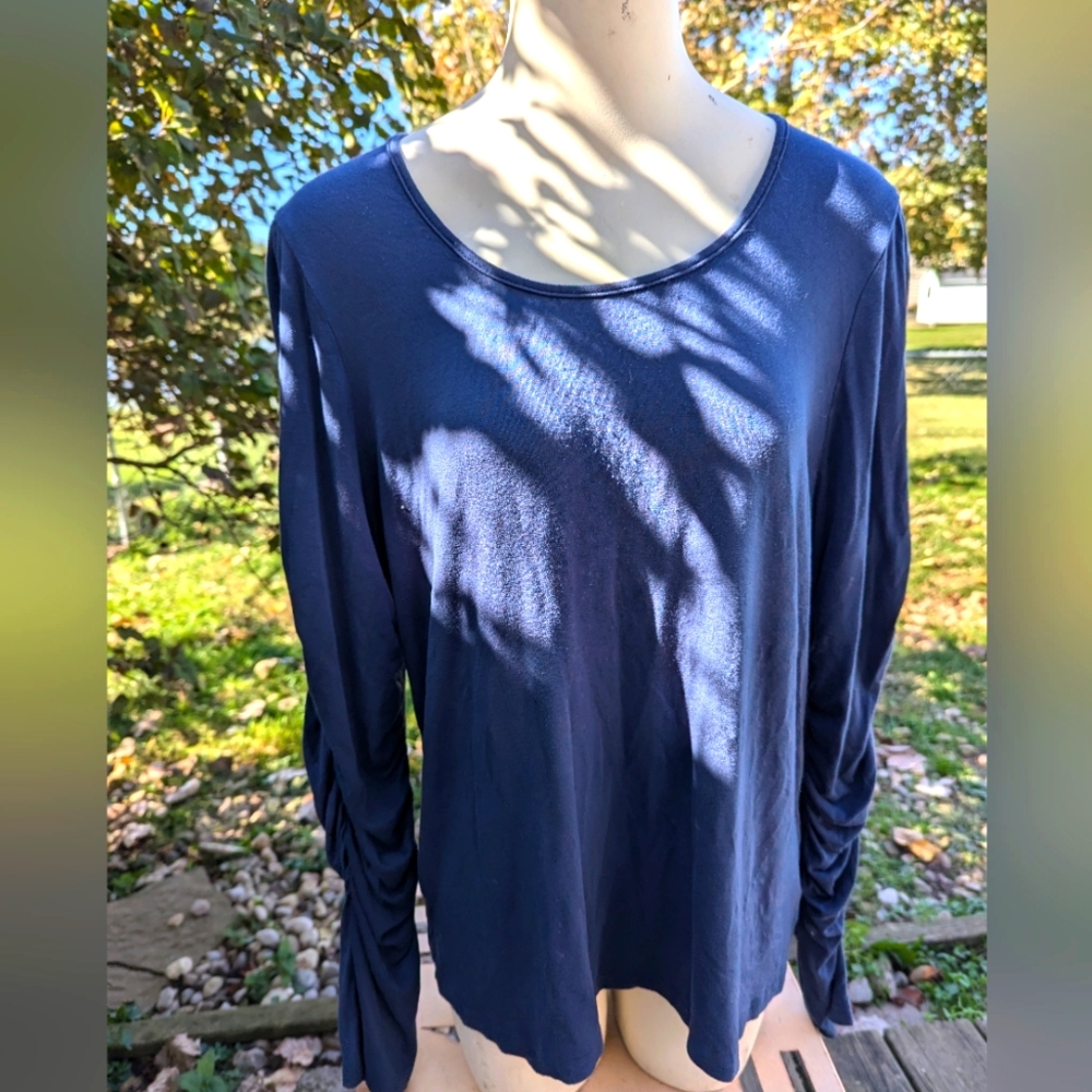 Jack + Avery Navy LS ruched sleeves Rayon spandex Tee Sz XL